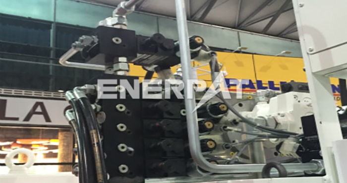 液壓系統(tǒng) 液壓系統(tǒng)