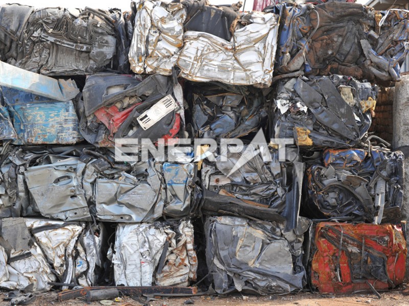 汽車外殼打包機(jī)