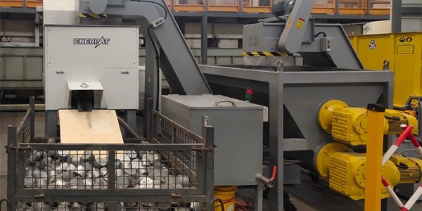 想要鋁屑壓塊機故障少 日常操作規程要遵守！