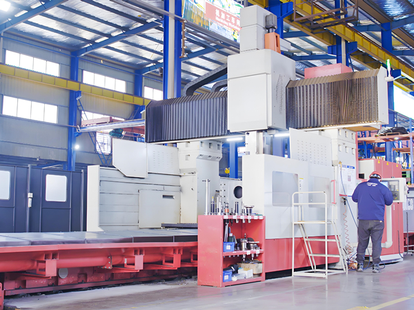 恩派特-機加工車間