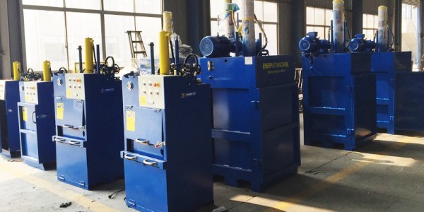 廢油桶壓扁機(jī)多少錢一臺？油桶壓扁機(jī)選擇方法分析