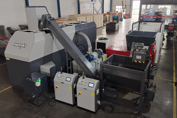 四川CF航空工業(yè)公司定制金屬屑壓餅機案例 四川CF航空工業(yè)公司定制金屬屑壓餅機案例